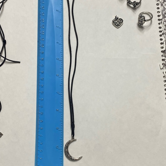 Retired LaLuna Necklace - Picture 3 of 3